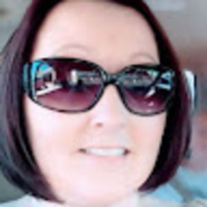 Meet your Posher, Kelli